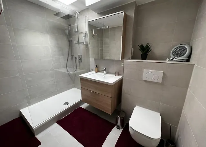 Spa-apartment Mit Sauna In Ulm-boefingen アパート ウルム